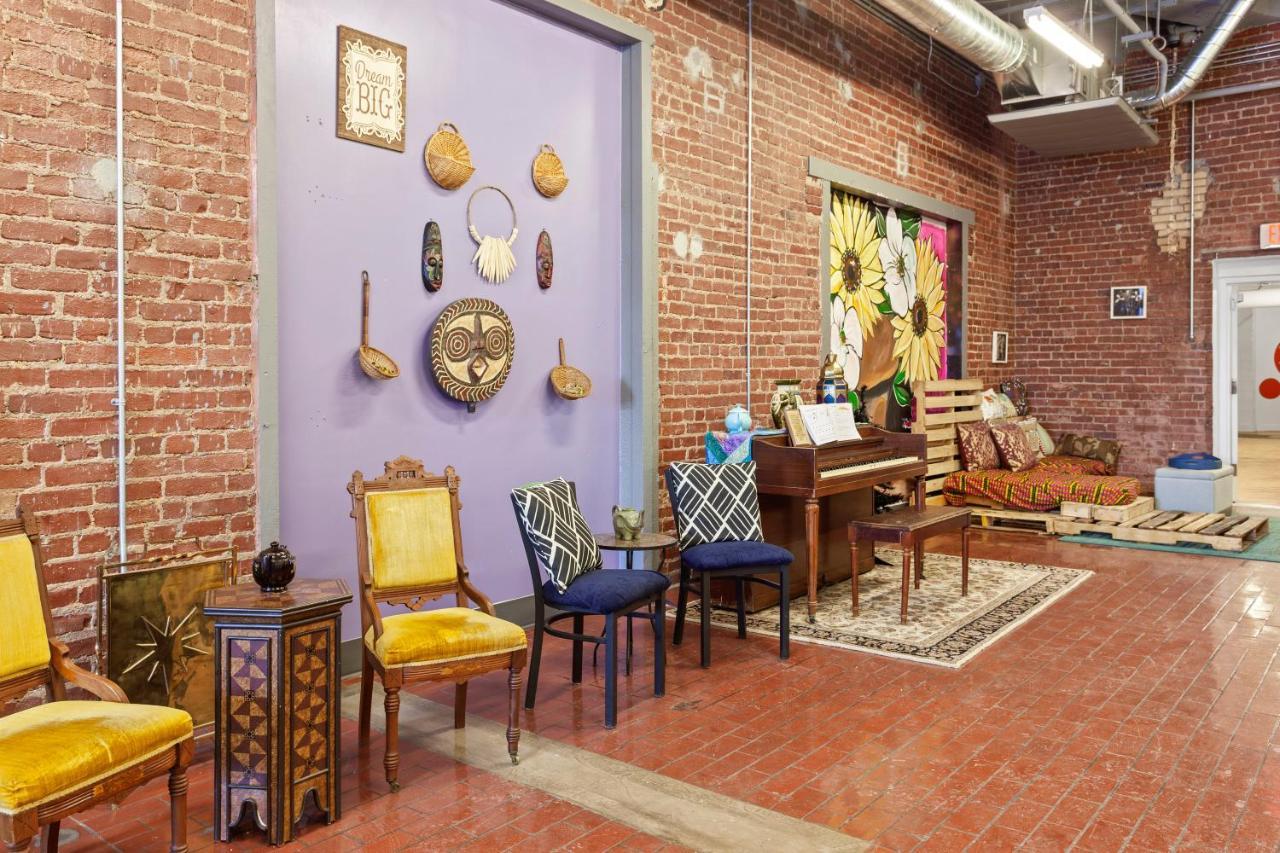 Frontdesk Historic Kcy Flats With Rooftop Deck Kansas City Exterior foto